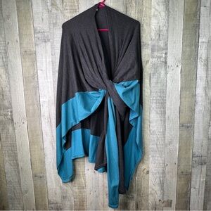 Robert Kitchen  XXL Afghan Coverup 32” Length